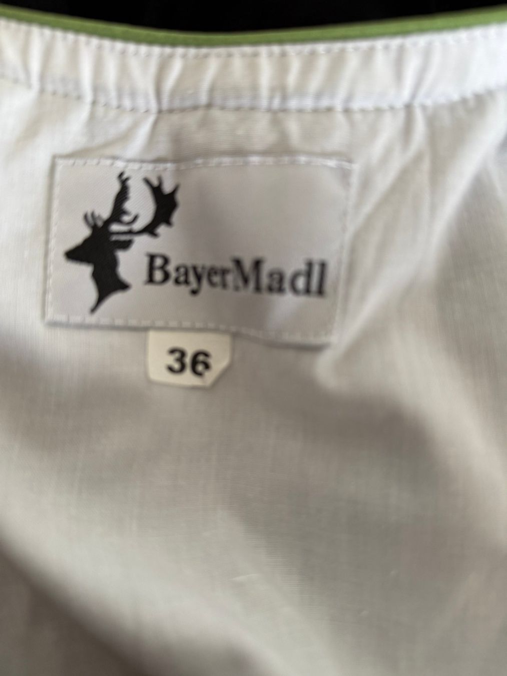 Costumi: Dirndl Gr. 36 von Bayer Madl – Usato da Kirchdorf AG venduto da coco123 8