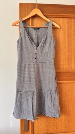 Sommerkleid Papaya gestreift mit Knöpfen Groesse 38