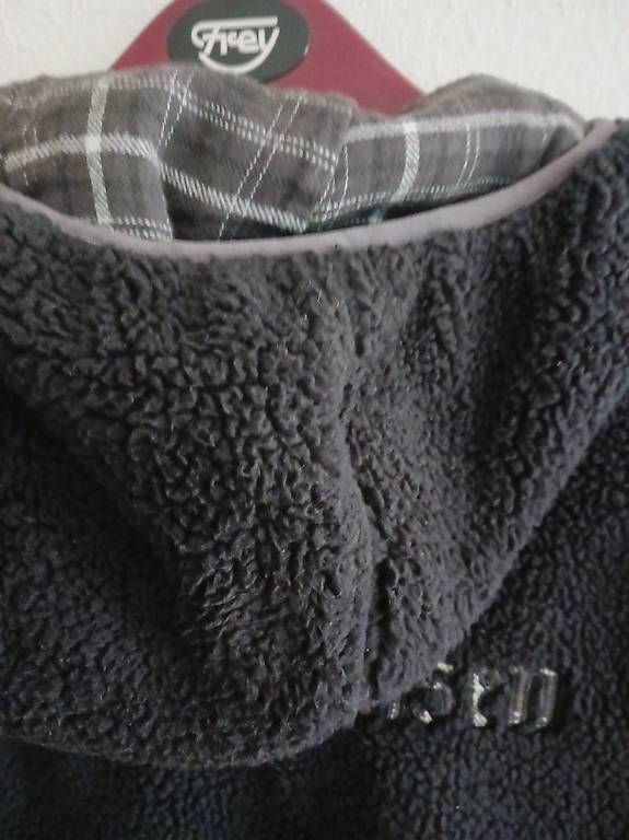 Helly Hansen Vestes: Fleece von Helly Hanson S/M – D'occasion à Riedholz par bri_fr7s 2