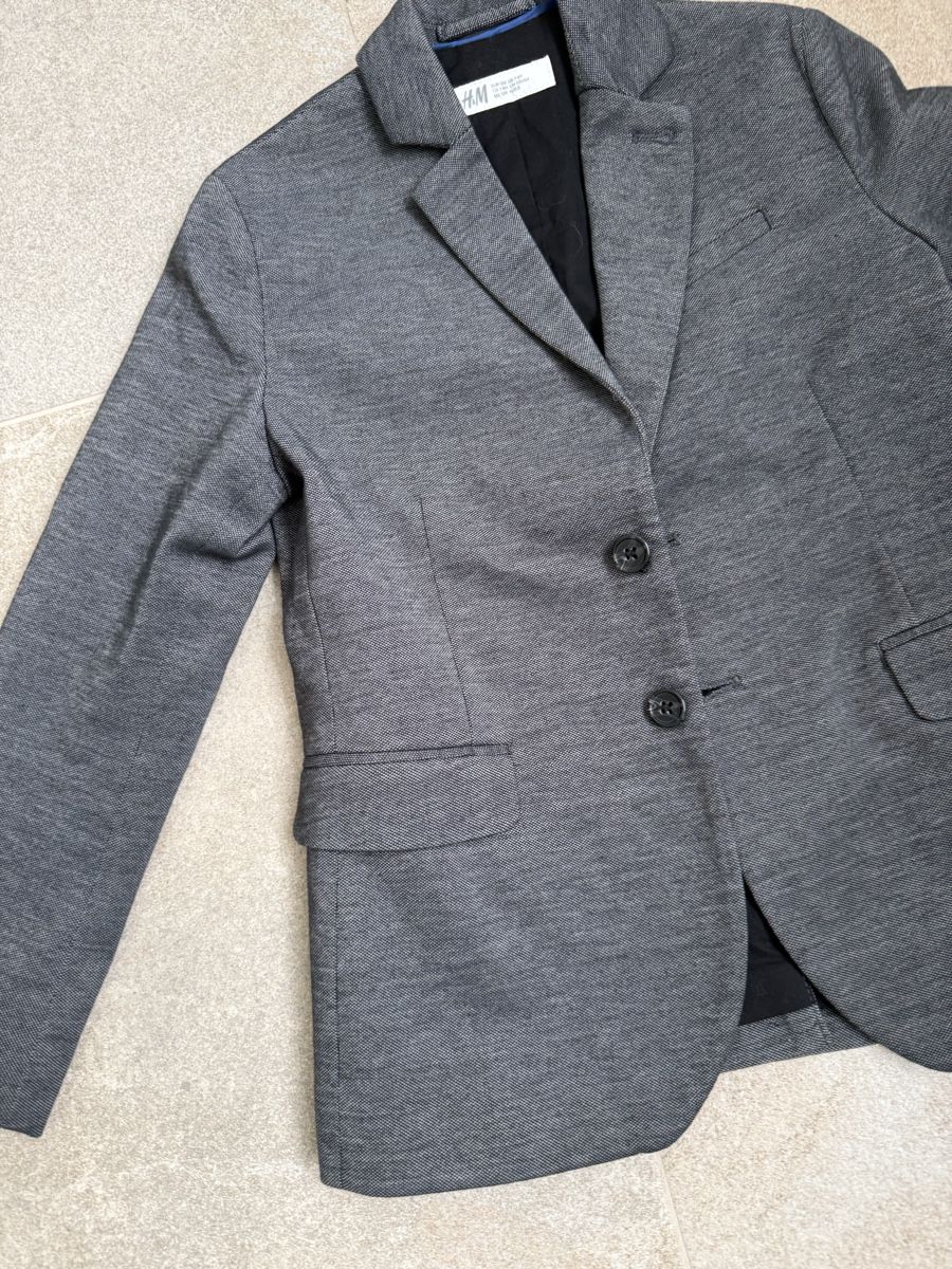 Giacche & Cappotti: Blazer, Jacke, Grau, Gr. 128, Top Zustand – Nuovo (secondo la descrizione) da St. Erhard venduto da Cfreya 1