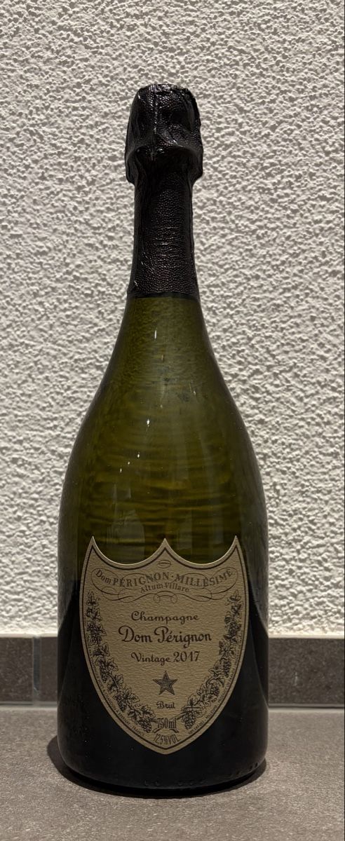 Moet Vino: 2017 Dom Perignon – Nuovo (secondo la descrizione) da Gersau venduto da kat_5kz9