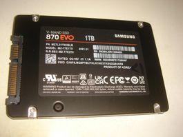 1TB ssd. Samsung 870 EVO. Wenig stunden. siehe details