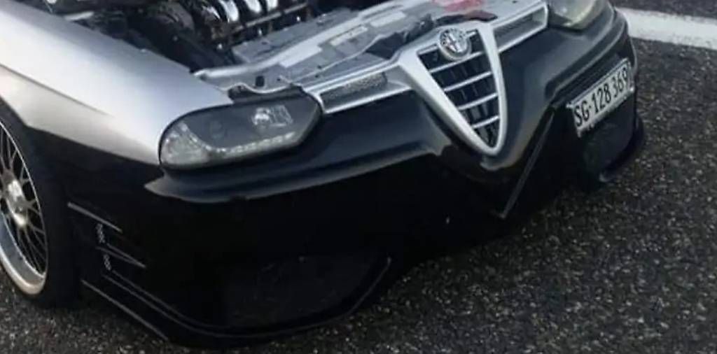 Tutti pezzi di ricambio auto: Alfa Romeo 156 Stossstange  – Usato da Rorschach venduto da Giospi123