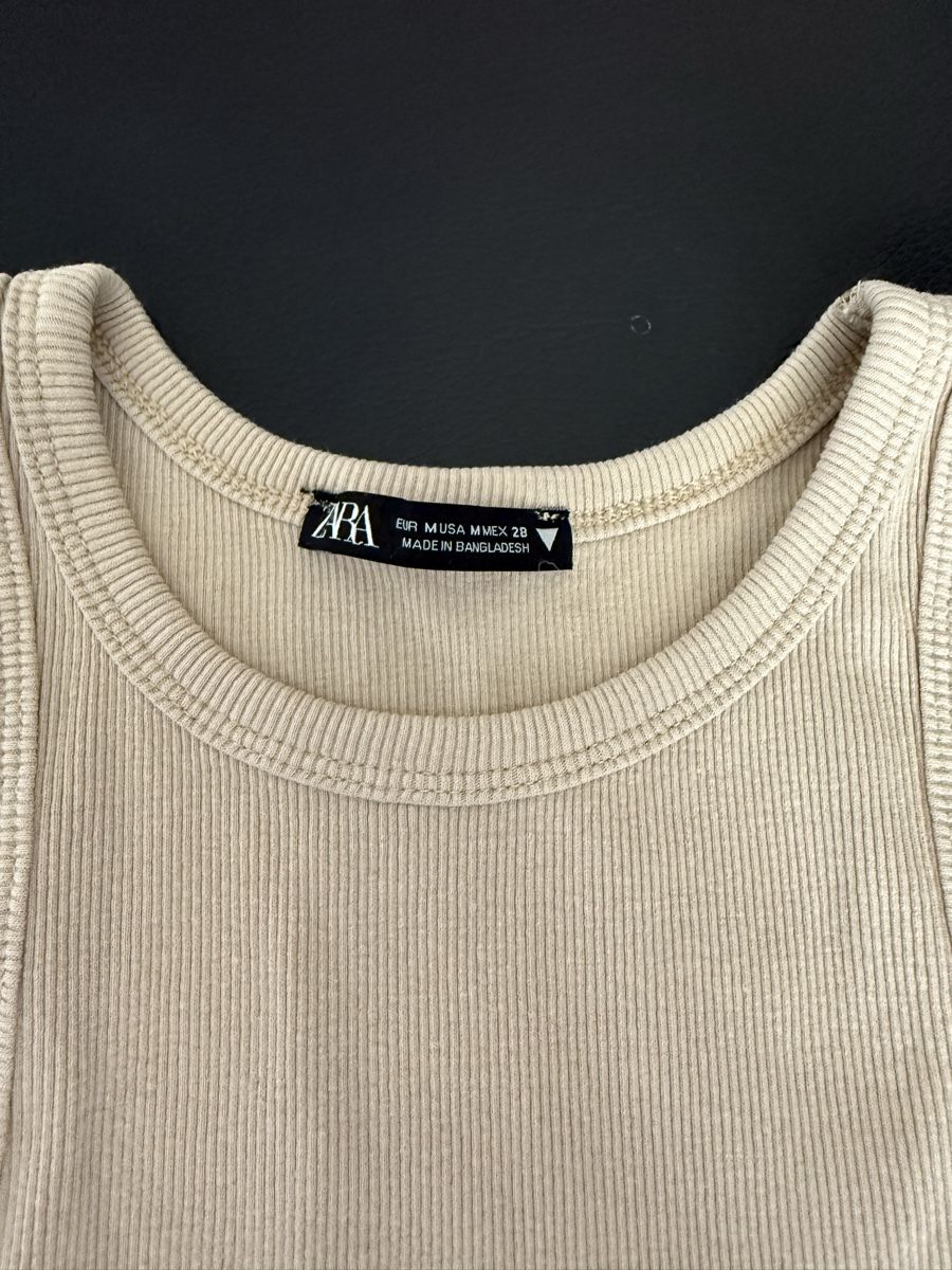 Zara Tops: Zara beige ribbed crop top, size M – Gebraucht aus Winterthur von yar_dpp8 1