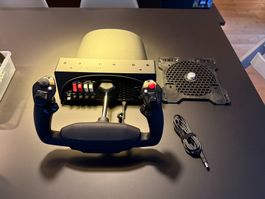 Honeycomb Alpha Yoke + Bravo Throttle