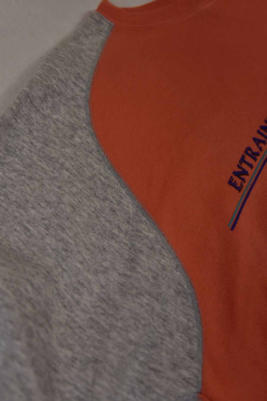 Maglioni & Felpe: Mountain Illustration Sweatshirt – Usato da Luzern venduto da eli_b9zg 4