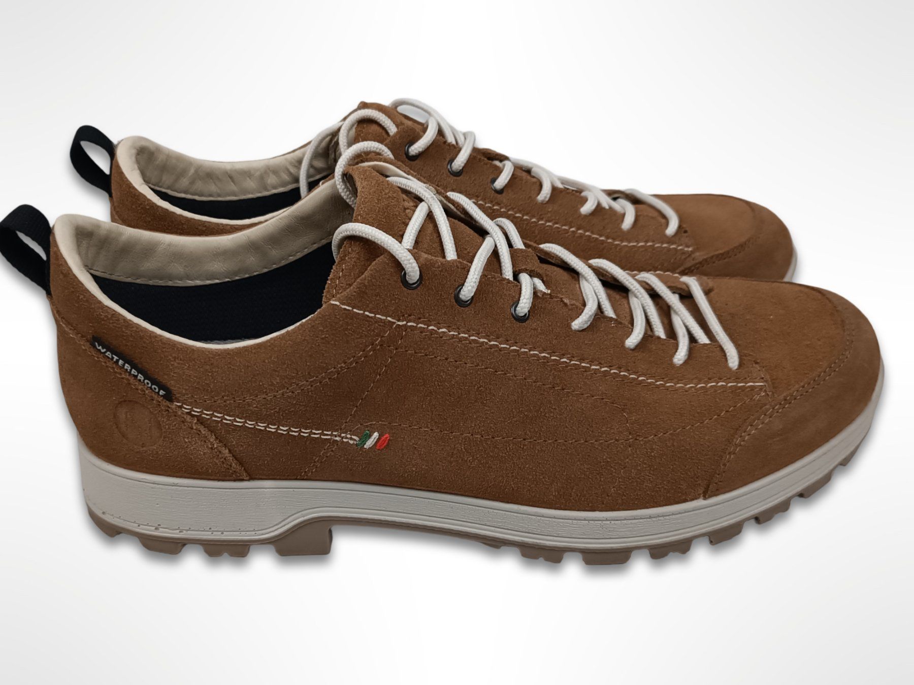 46 Nord Herrenschuhe: 46 NORD Brauner Trekkingschuh Gr. 45 – Neu (gemäss Beschreibung) aus Suhr von Restwert_Suhr 3