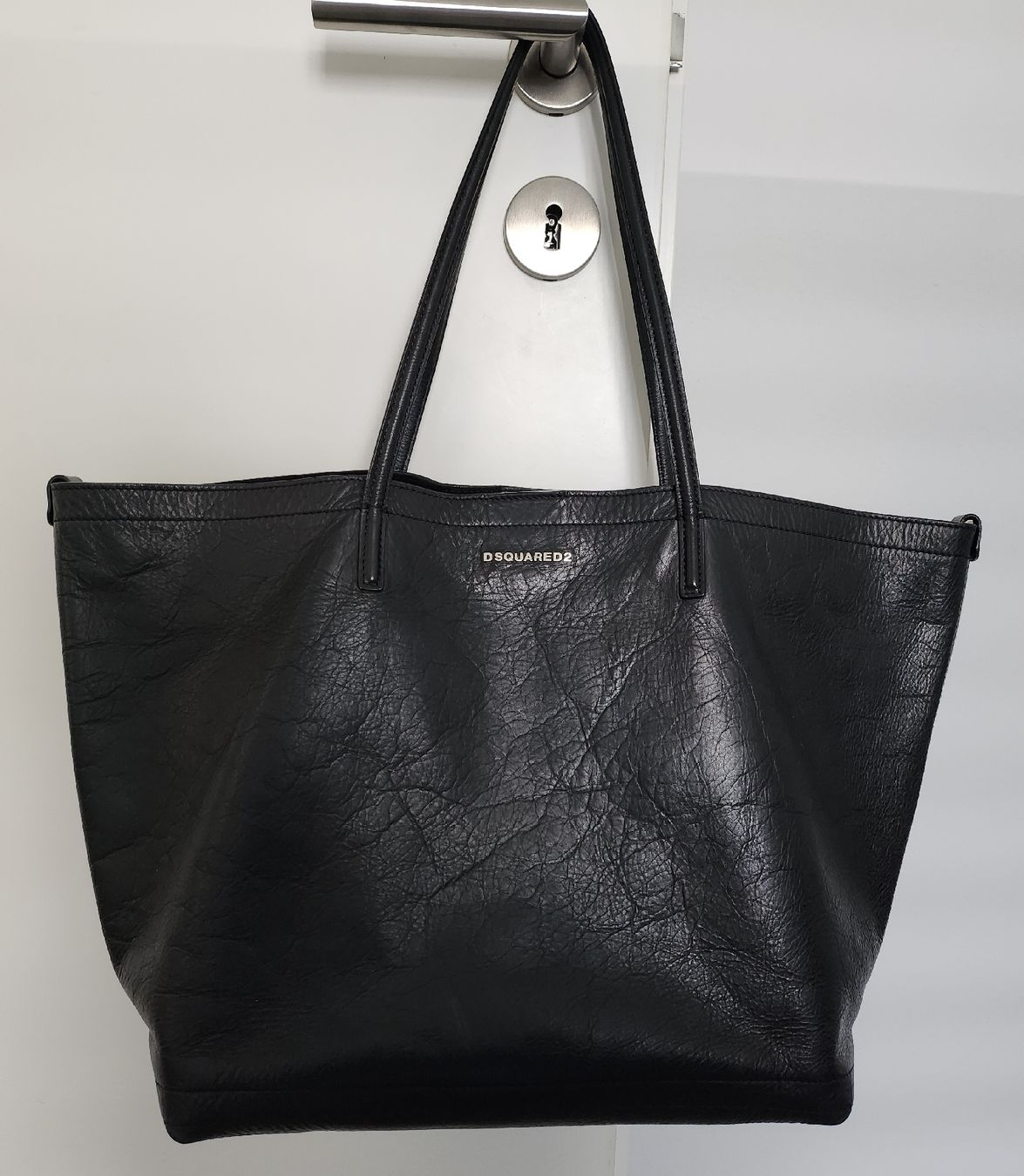 Dsquared2 Taschen für Damen: Sac cabas Dsquared2 noir en cuir – Gebraucht aus Sion von Minabo78