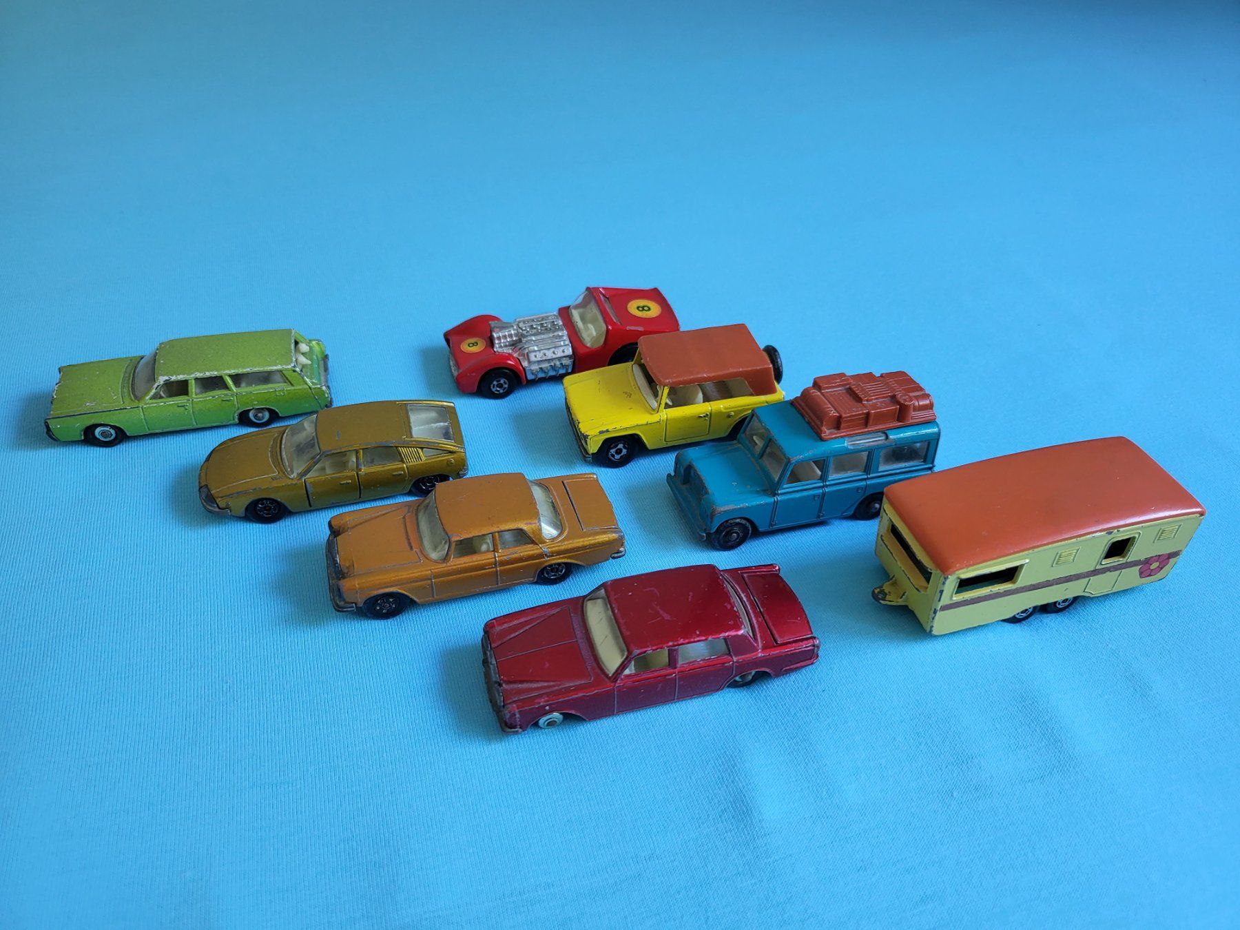 Matchbox Modellini d'auto: 8 x verschiedene Matchbox Autos/Trailer – Usato da Glattbrugg venduto da PhilKrill