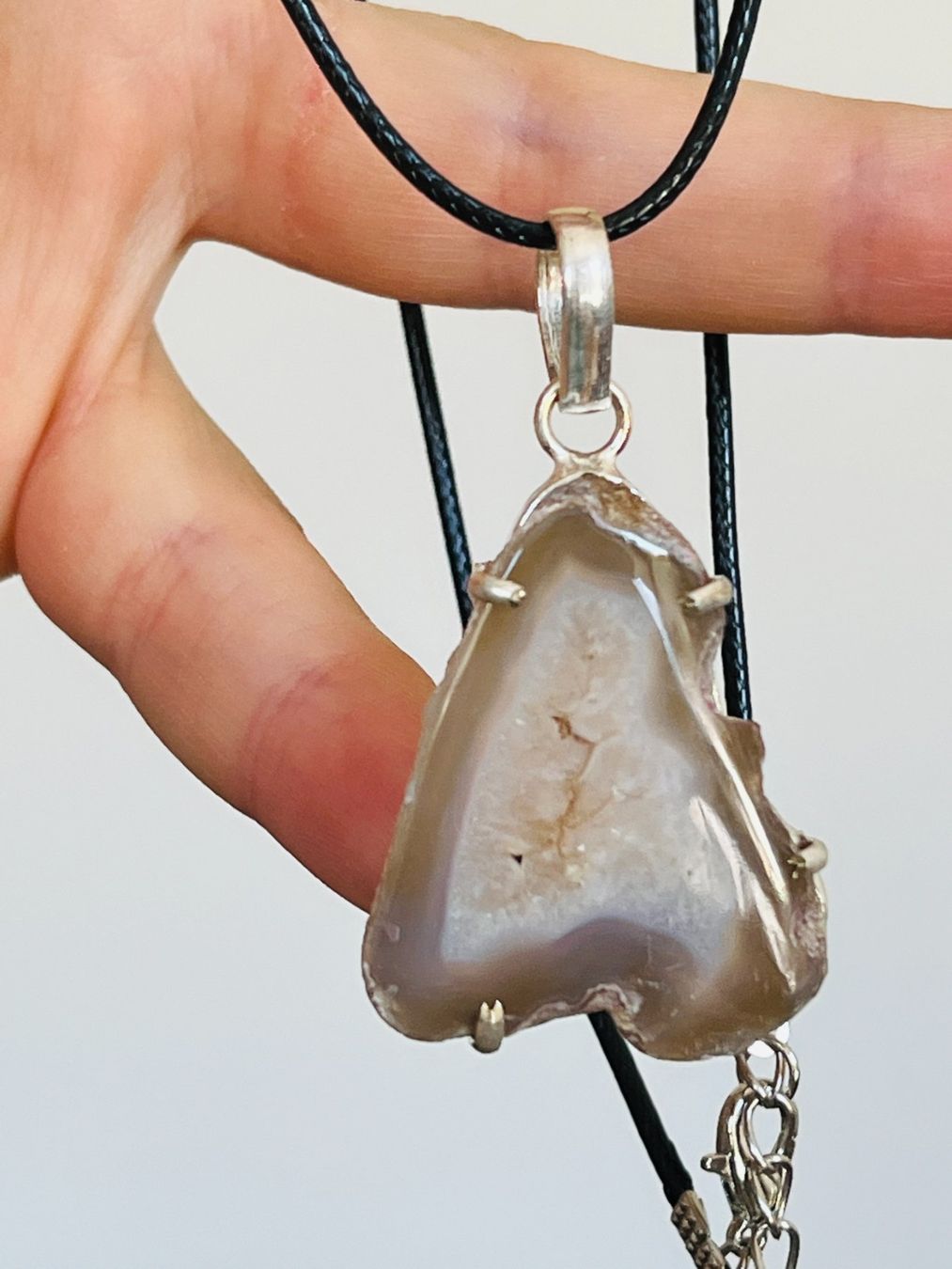 Catenine: Solar Quartz Druzy Ethenic Jewelry – Nuovo e nell'imballaggio originale da Genève venduto da AGBERG 3
