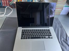 Apple MacBook Pro Retina 15" Mid 2015, i7, 16 GB, 256 GB