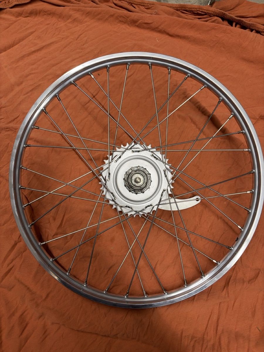 Sachs Pièces pour mobylette: Hinterrad Sachs – D'occasion à Rheineck par rom-ano63 1