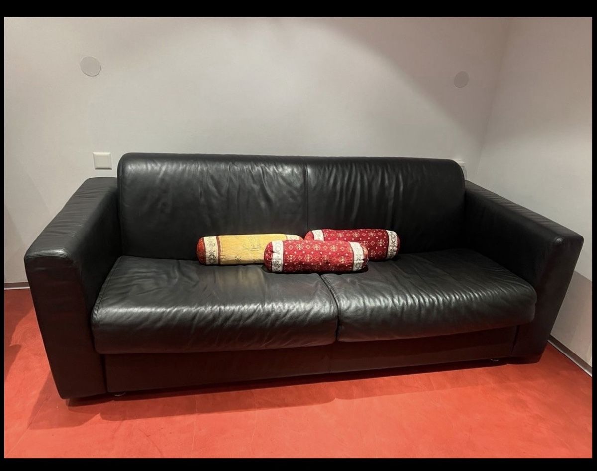 Sofas: Sofa bett – D'occasion à Rorschach par ilo_jxk7