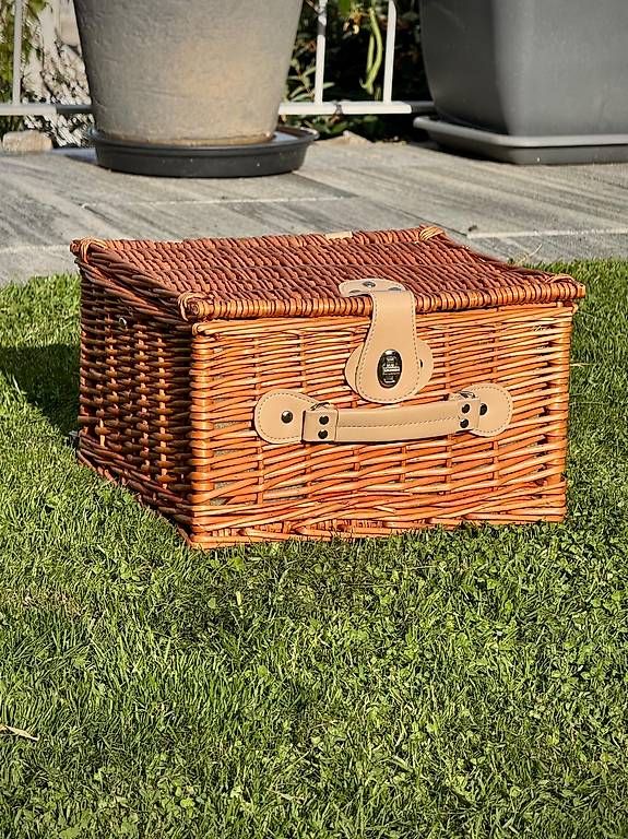 Sonstiges für Haushalt & Wohnen: Picknickkorb – Neu und originalverpackt aus Samstagern von StellaSnuppe