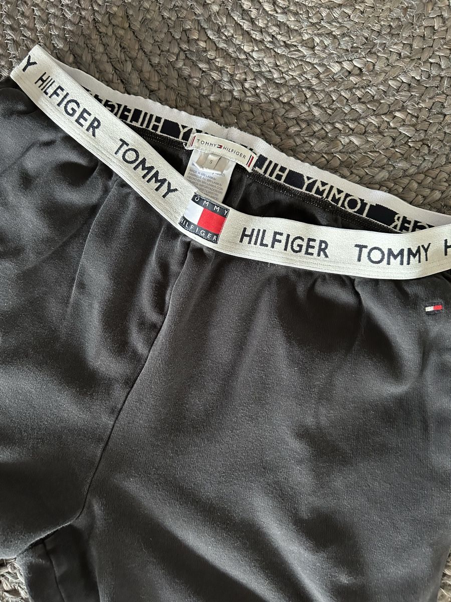 Tommy Hilfiger Pantalons: Tommy Hilfiger Jogging Gr.S  – D'occasion à Beringen par Sternli650 1
