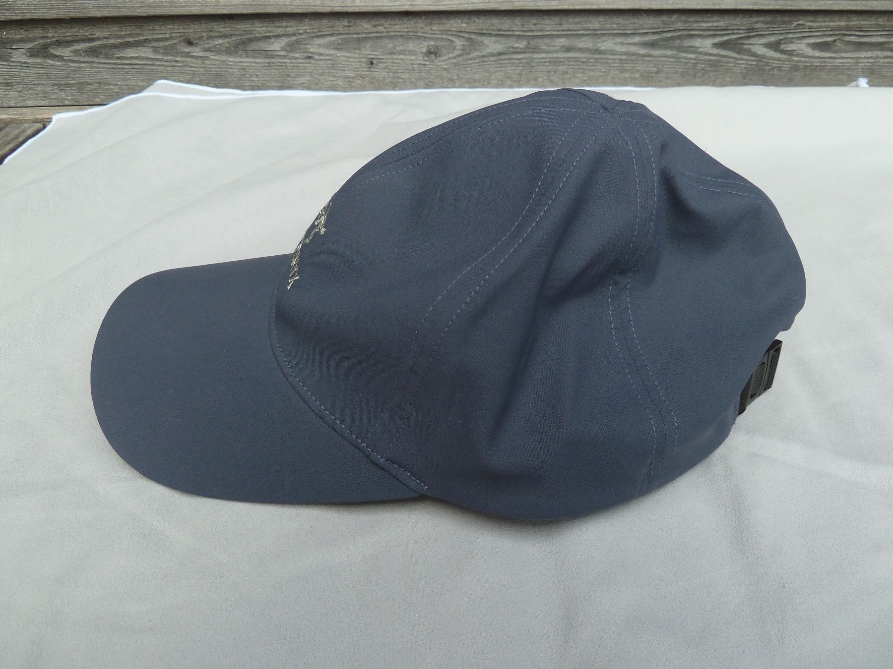 Arcteryx Copricapi, berretti & cappellini: Arc'teryx Bird Word Cap Gr. S / M – Usato da Niederscherli venduto da lama8567 1