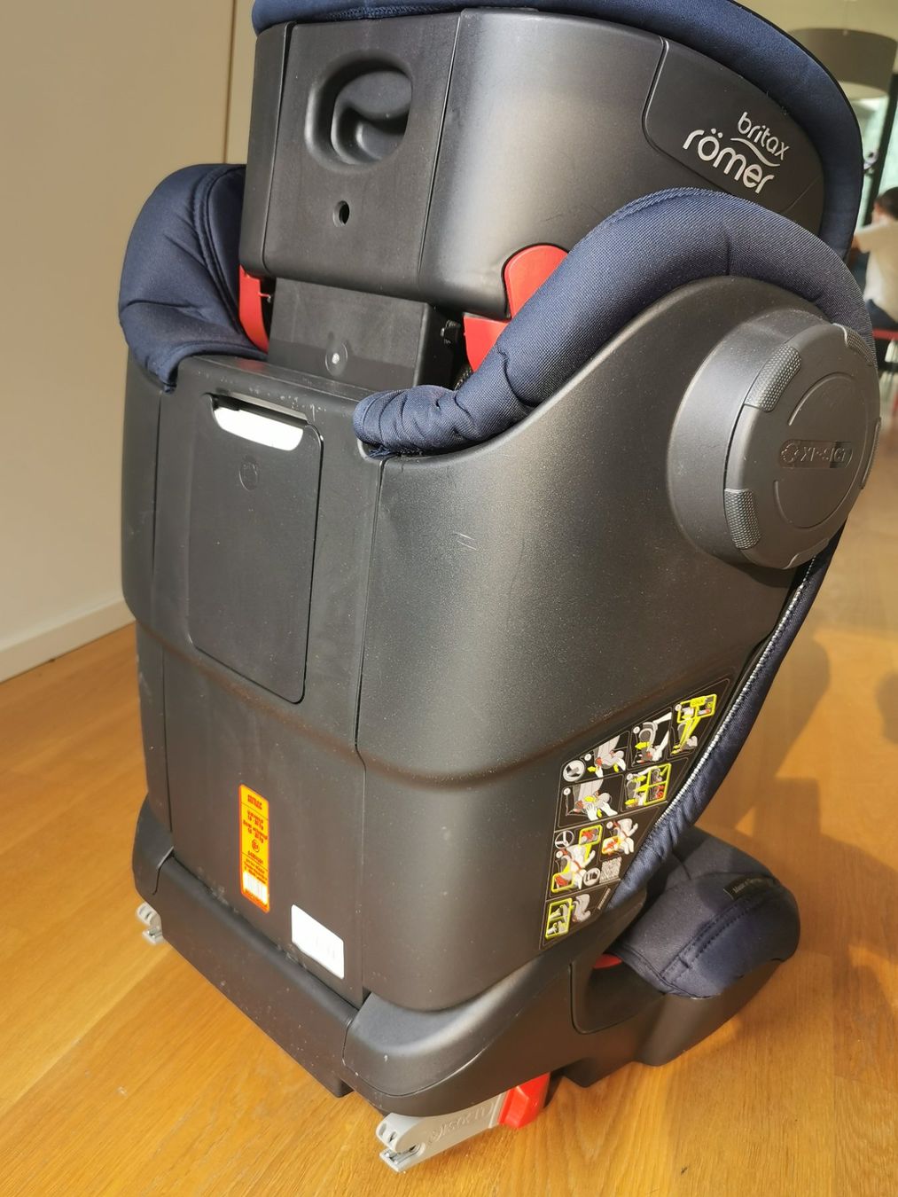 Britax Römer Seggiolini per auto: Kinderautositz Römer Britax Kidfix III – Usato da Zürich venduto da fridericus01 5