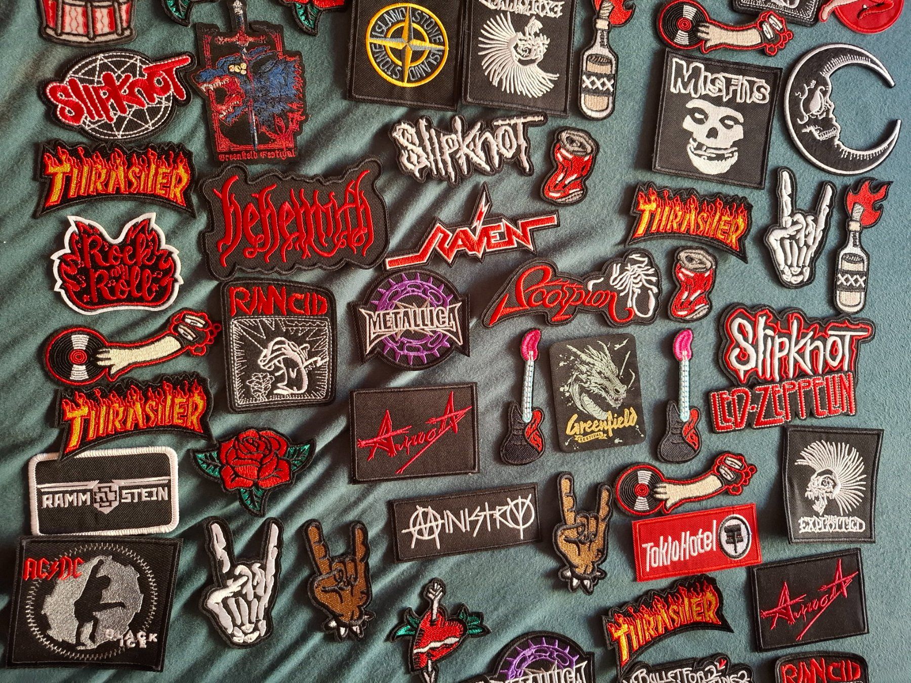 Plaketten & Abzeichen: 92 Patches – Neu (gemäss Beschreibung) aus Basel von Stastny 2