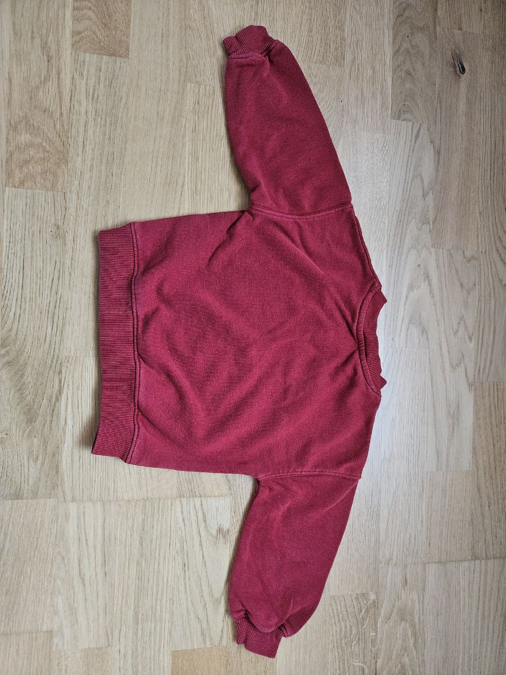 H&M Maglioni & Felpe: H&M Lightning McQueen Disney Pullover rot Grösse 92  – Usato da Bern venduto da Oloui 3
