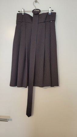 Medium length skirt Motivi , S
