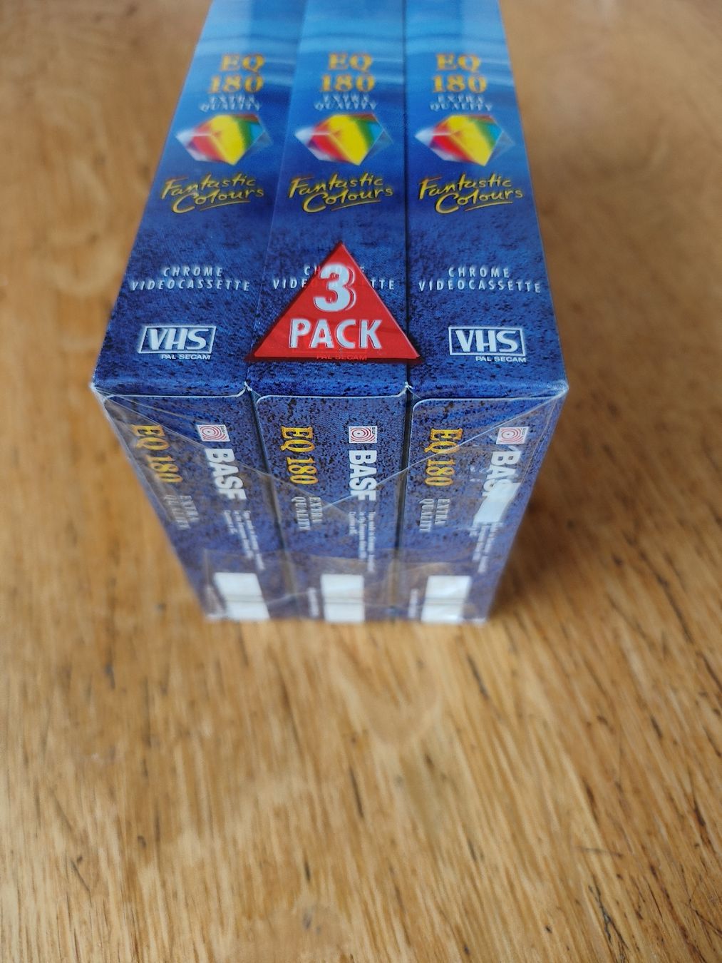 Leerkassetten: Emtec BASF EQ 180 VHS Kassetten, 3er Pack, Originalverpackt – Neu und originalverpackt aus Hitzkirch von Macaco10 2