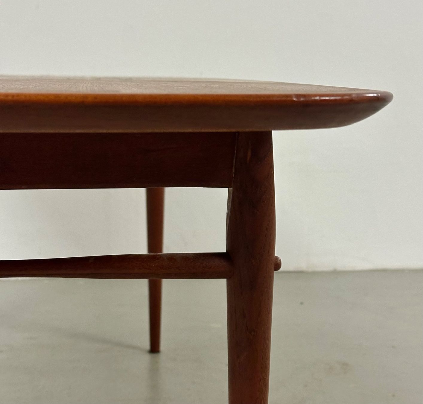 Tavoli: MidCentury Teak Couchtisch Sofatisch 60er – Usato da Basel venduto da MidMod20C 4