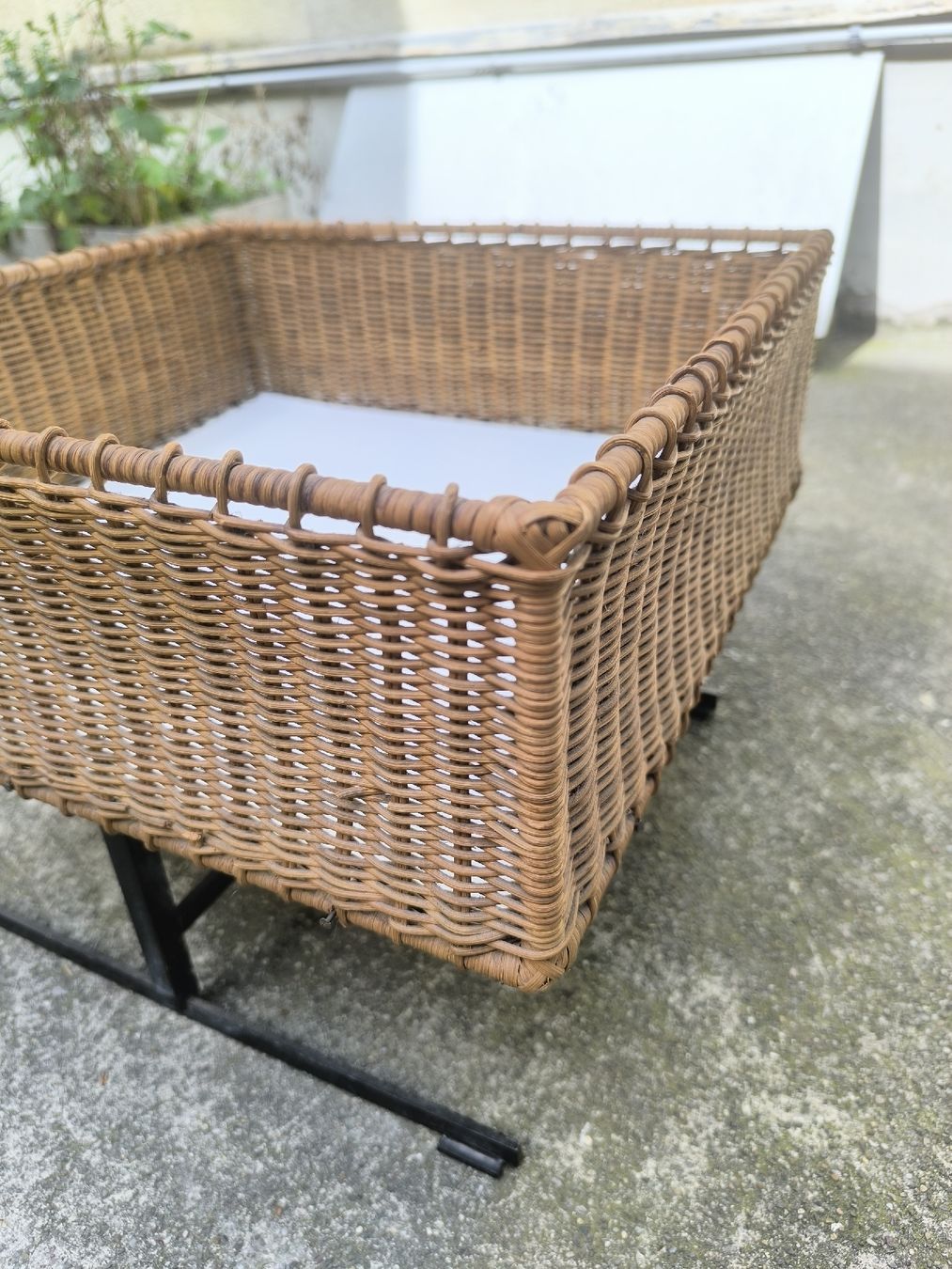Vasi per fiori: Mid Century Rattan Blumenkasten – Usato da Basel venduto da Patts_Lampenfieber 3