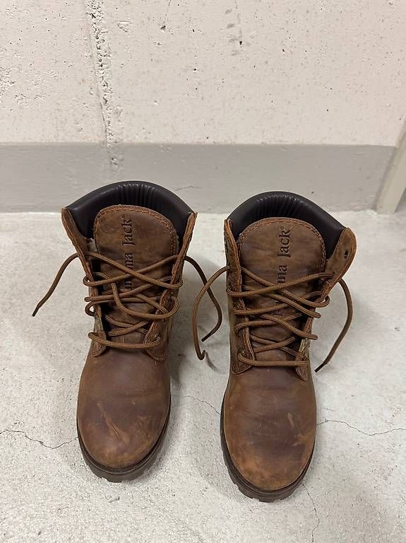 Scarpe da donna: Winterschuhe: Jack Panama (Gr. 38) – Usato da Luzern venduto da el_duende