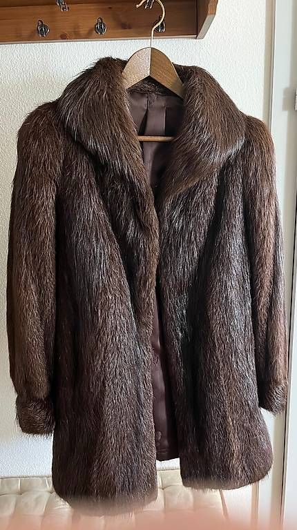 Giacche: Veste courte en fourrure taille 38 – Nuovo (secondo la descrizione) da Renens VD venduto da ele_dkq8