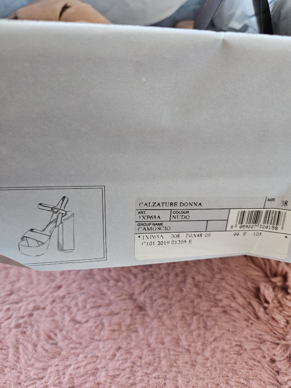 Prada Damenschuhe: PRADA Wildleder-Sandalen Neuwertig – Neu (gemäss Beschreibung) aus Siebnen von dora_nina 5