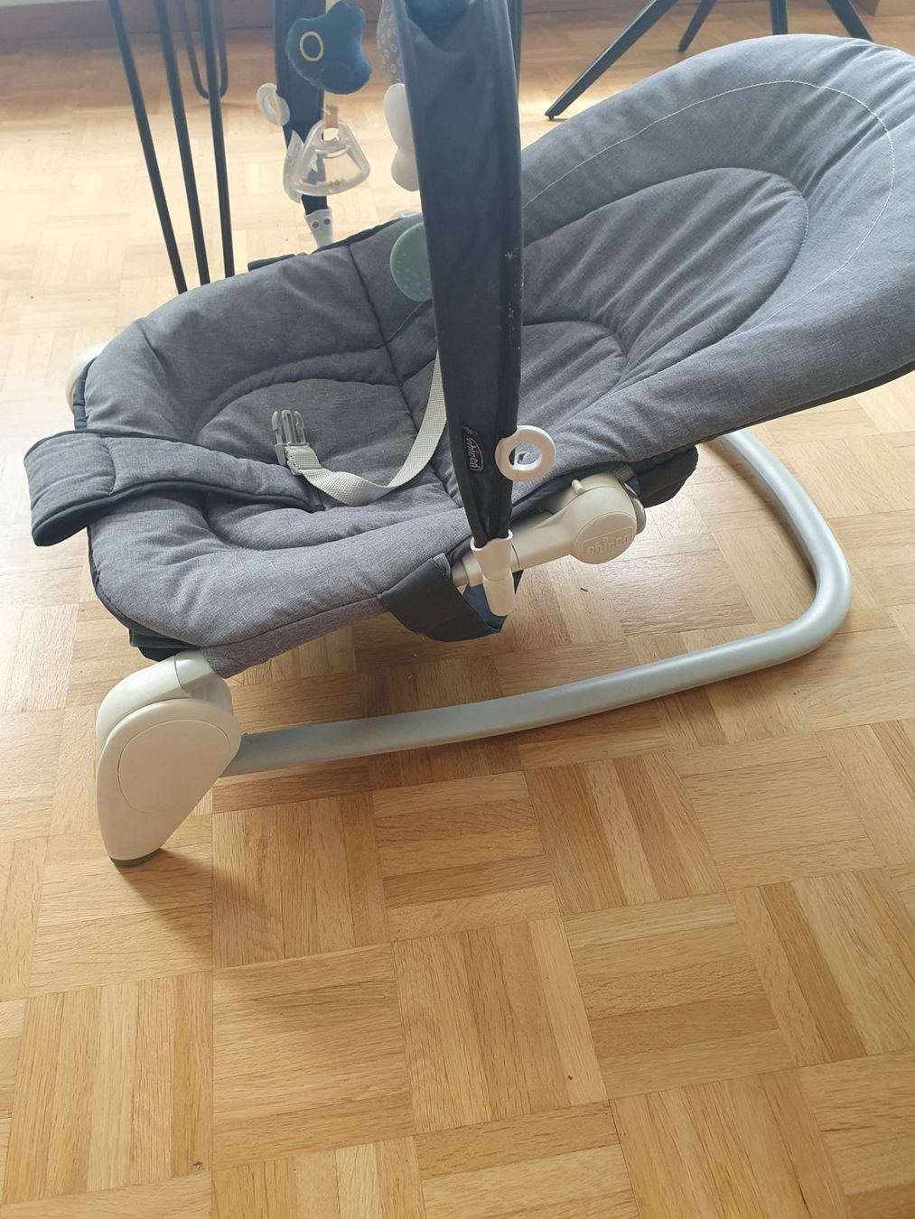 Chicco Wippen & Schaukeln: Chicco Babywippe / Babysitz – Gebraucht aus Nussbaumen AG von jul_t76k 2