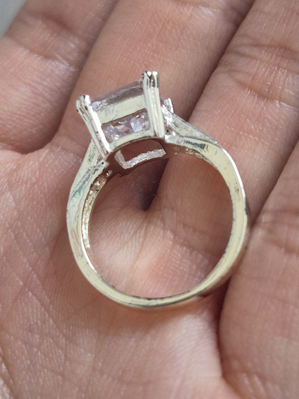 Anelli: bague argentée avec diamant – Usato da Villars-sur-Glâne venduto da dia_2q2l 3