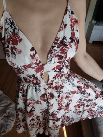 Sommerliches Blumenkleid, Gr. S, für warme Tage!
