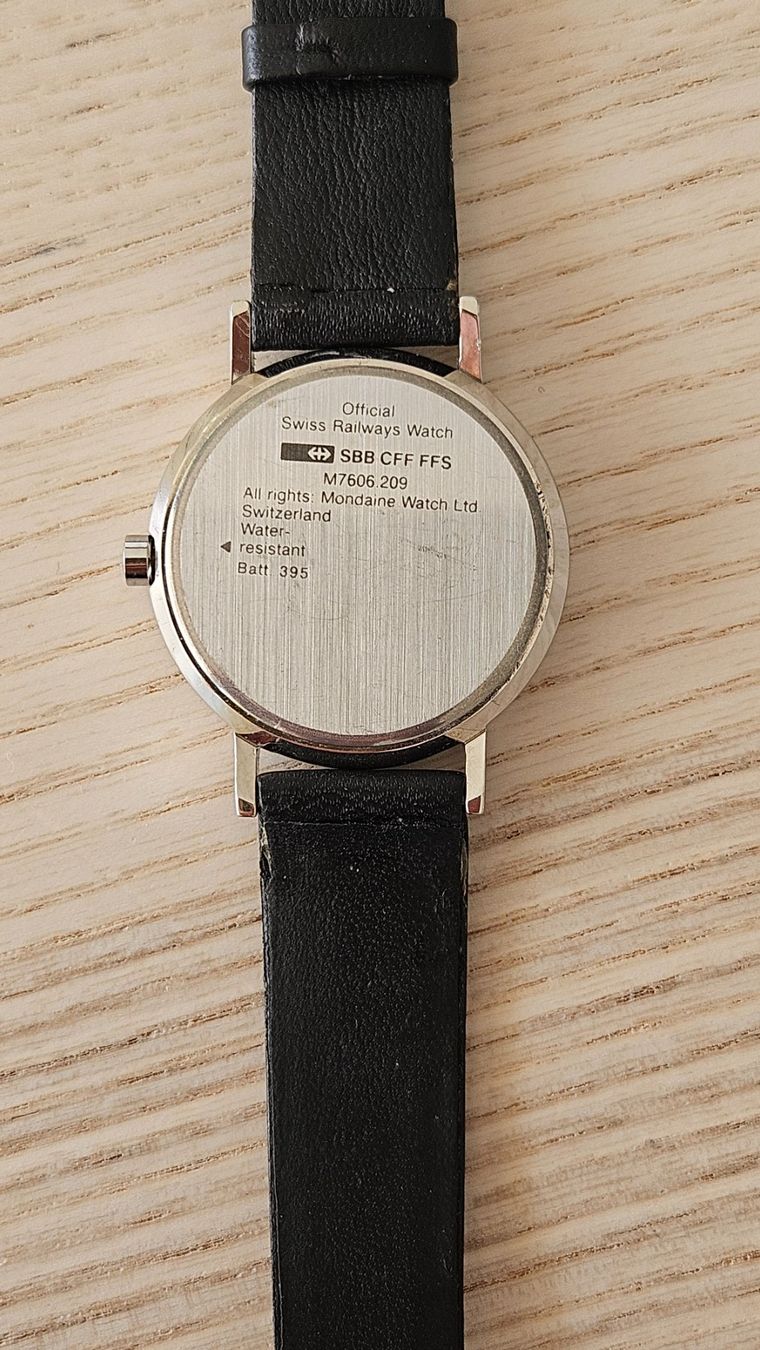 Mondaine Orologi: Mondaine SBB CFF Armbanduhr – Usato da Cormondrèche venduto da ohawa 3