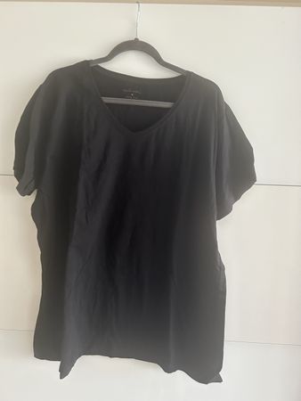 Schwarzes T-Shirt von Chris Line Grösse 52/54 Sommer