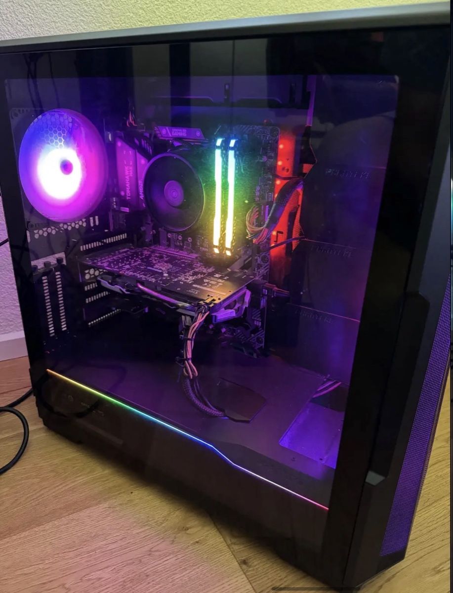 Custodie: Pc gaming – Usato da Assens venduto da eli_m8ct 1