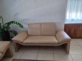 3er und 2er Ledersofa, beige
