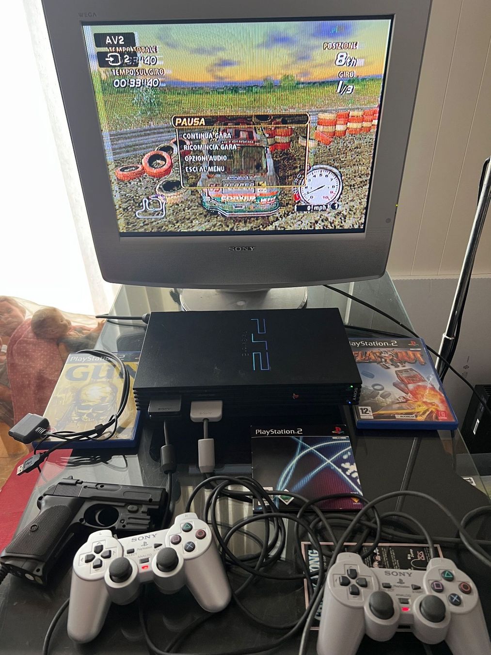 Sony Konsolen: PlayStation 2 Fat with 2 controller and games – Gebraucht aus Astano von hyperion-atlas