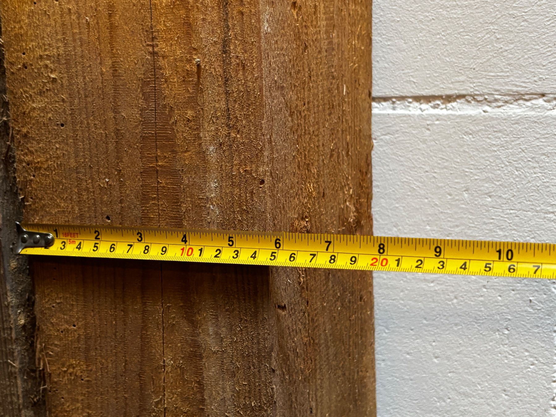 Articoli in legno: Holzbalken – Usato da Safenwil venduto da Aigle-VD 3