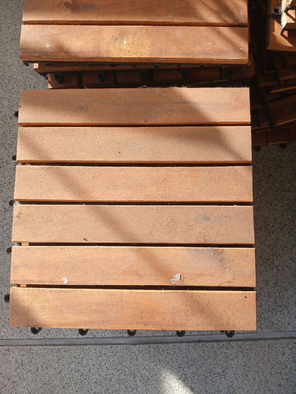 Bodenbeläge: Holz Klick-Fliesen – Gebraucht aus Zürich von alo_7y57