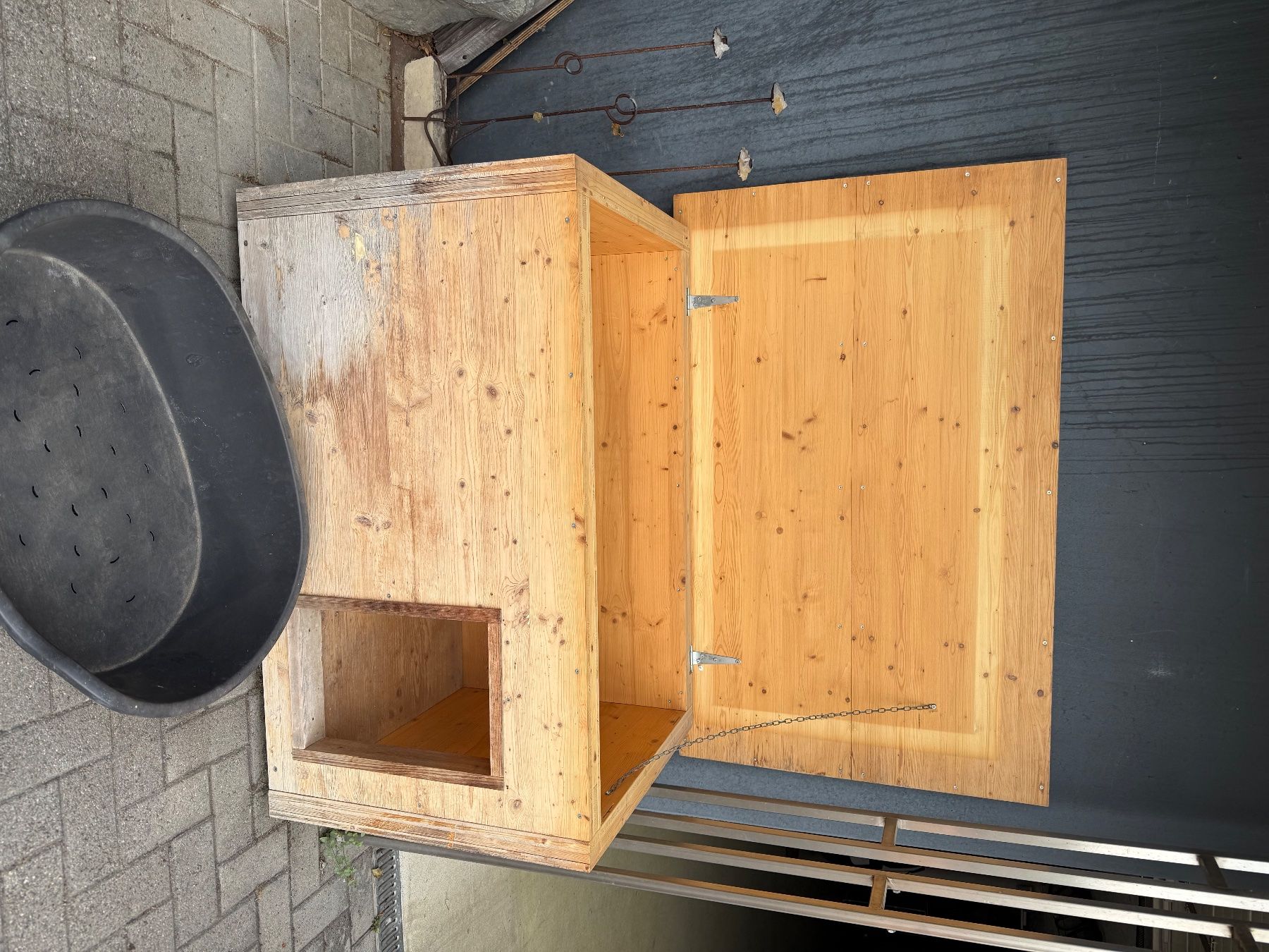 Niches, paniers: Hundehütte – D'occasion à Birmenstorf AG par adr_zny2 4