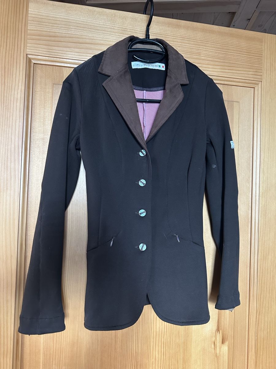 Giacche: Turnierjacke Animo – Usato da Niederwangen BE venduto da 08_Diva 1