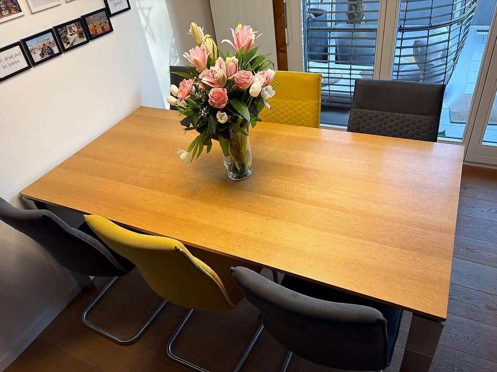 Willisau Tische: Tisch Eiche/Chrom poliert - Willisau - NP 3'580 CHF – Gebraucht aus Berschis von EBLR 2