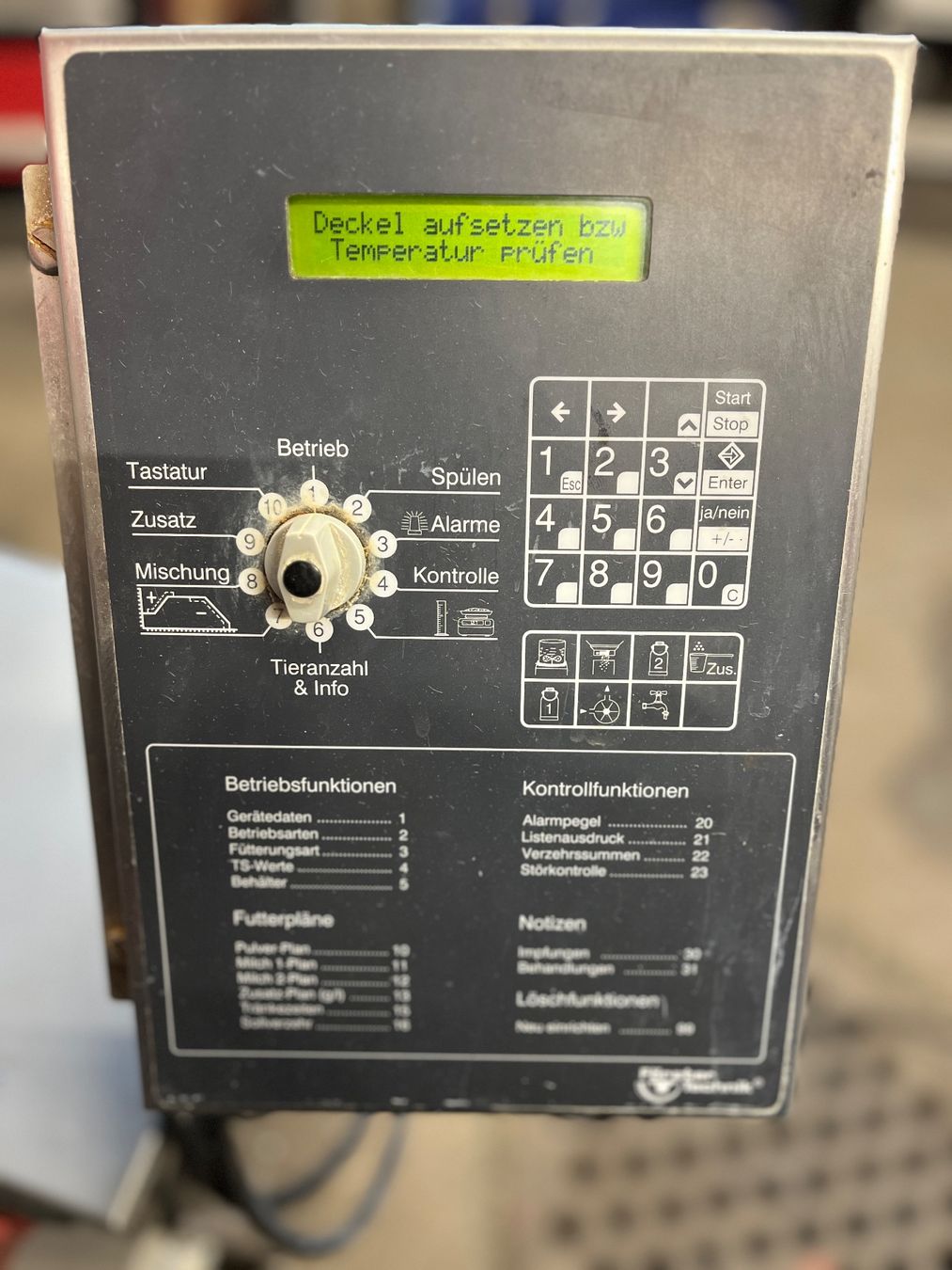 Toutes les machines: Tränkeautomat Förster defekt – Défectueux à Ebertswil par Liviorupp_ 6