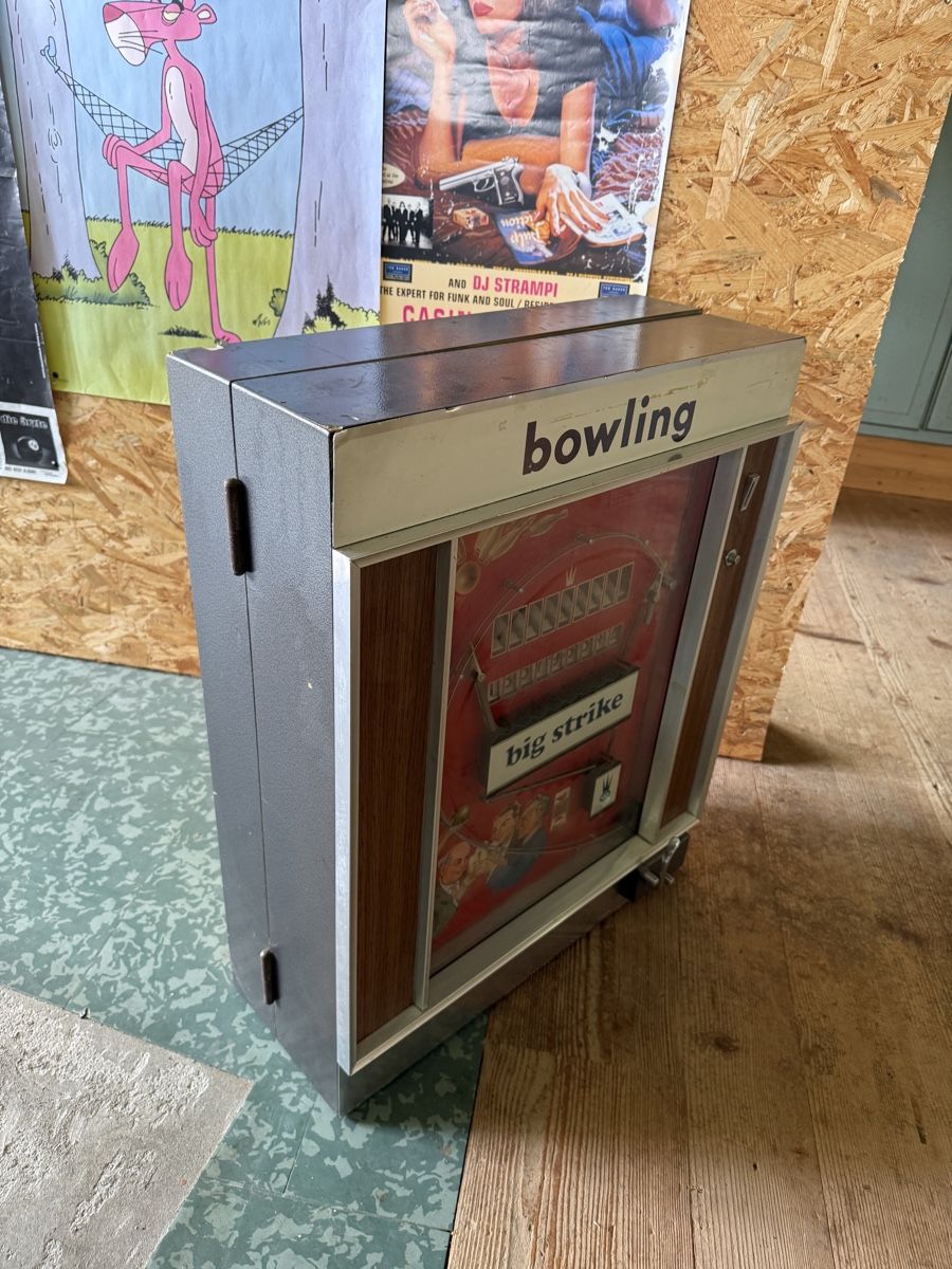 Slot Machine: NSM Big Strike Kegelautomat – Difettoso da Schwellbrunn venduto da RGrueninger 1