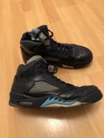 Baskets Air Jordan 5. Taille 42,5.