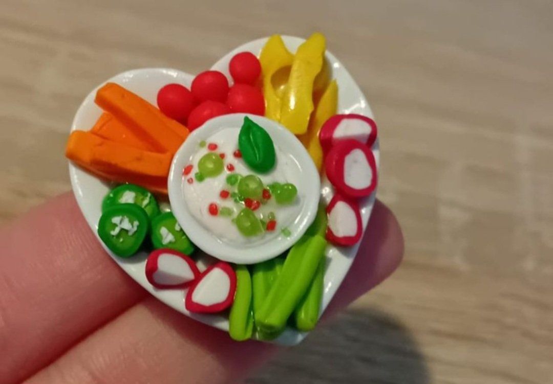 Case e mobili per bambole: Puppenhaus Gemüseteller – Nuovo (secondo la descrizione) da Zürich venduto da HandmadeTinyFood 2