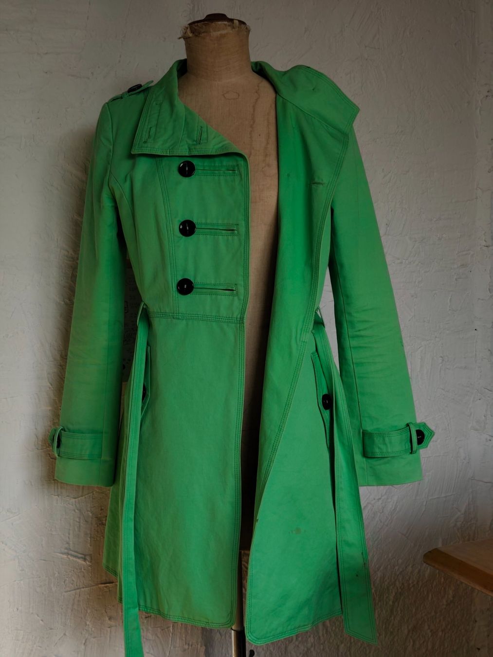 Cappotti: Manteau de printemps – Usato da Delémont venduto da antioque 1