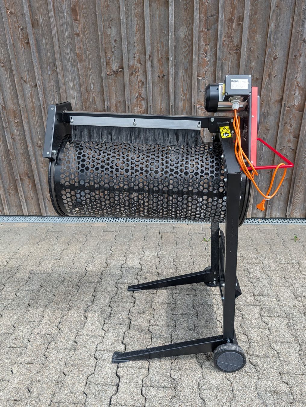 Scheppach Tous les outils: Scheppach RS400 Rollsieb 360 W inkl. Feinsiebeinsatz – D'occasion à Grüningen par Chraemli123