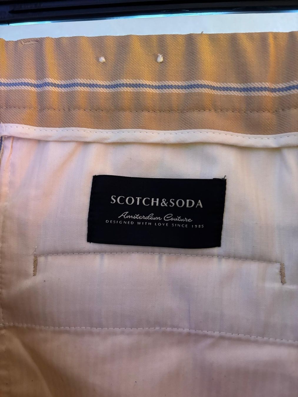 Maison Scotch Pantaloni: Pantalon Scotch&Soda – Usato da Vevey venduto da LaFripdesChris 2